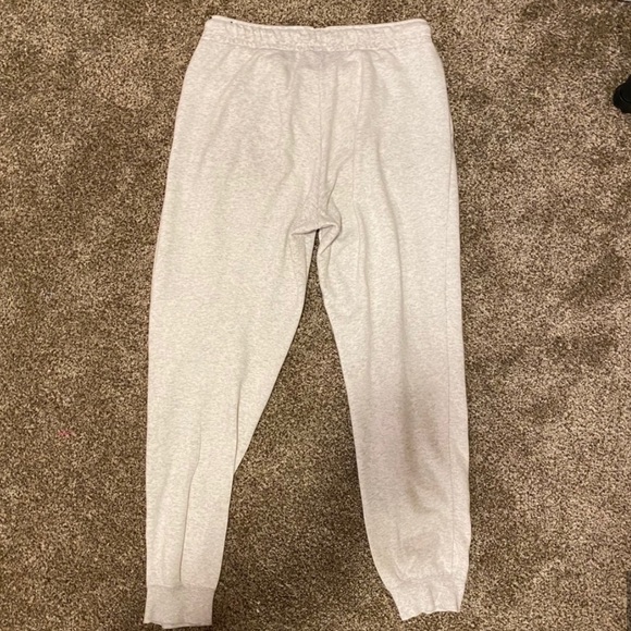 Cute nike sweatpants - Picture 2 of 4